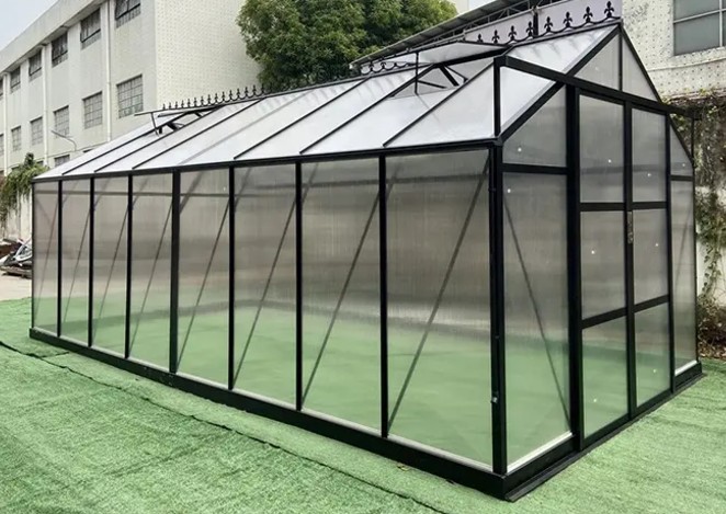 Sol da sala e estufa com alumínio